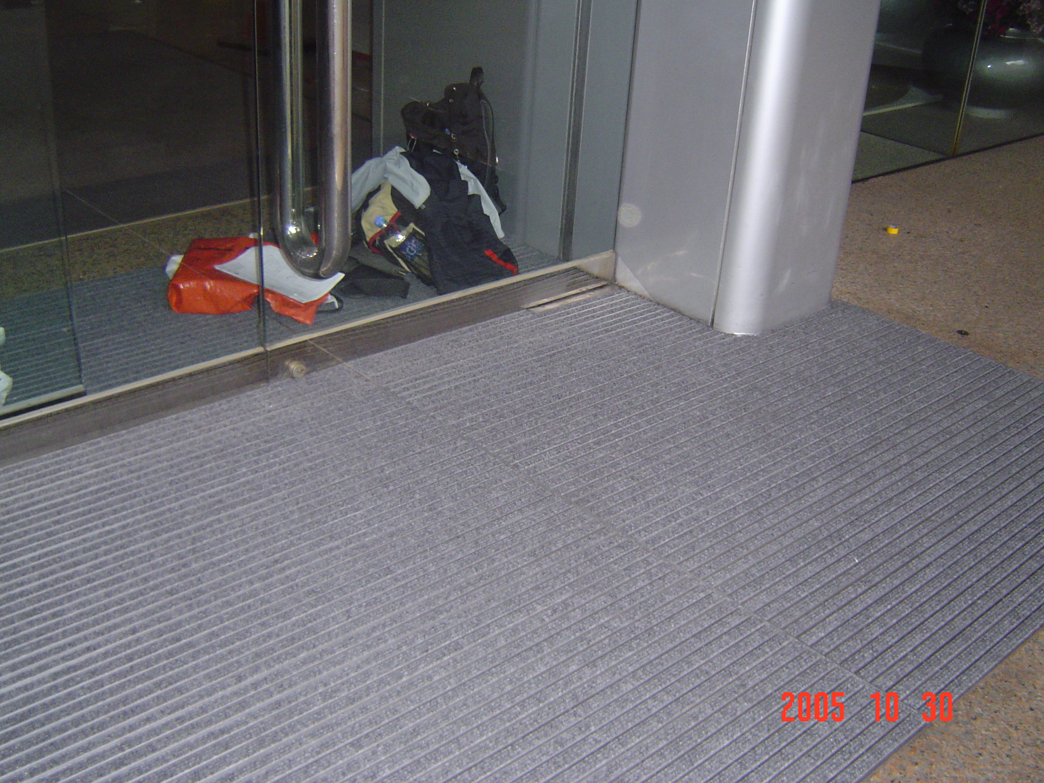Hang Seng Bank Headoffice Building Photo 3