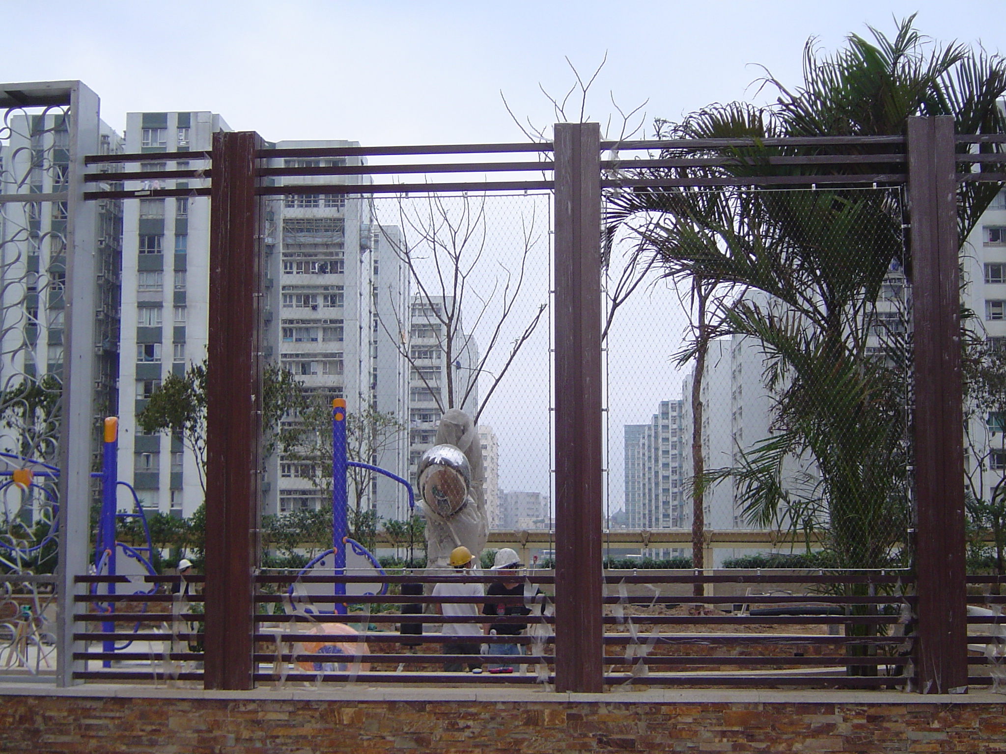 Hung Hum Tennis Ball Catching Fence