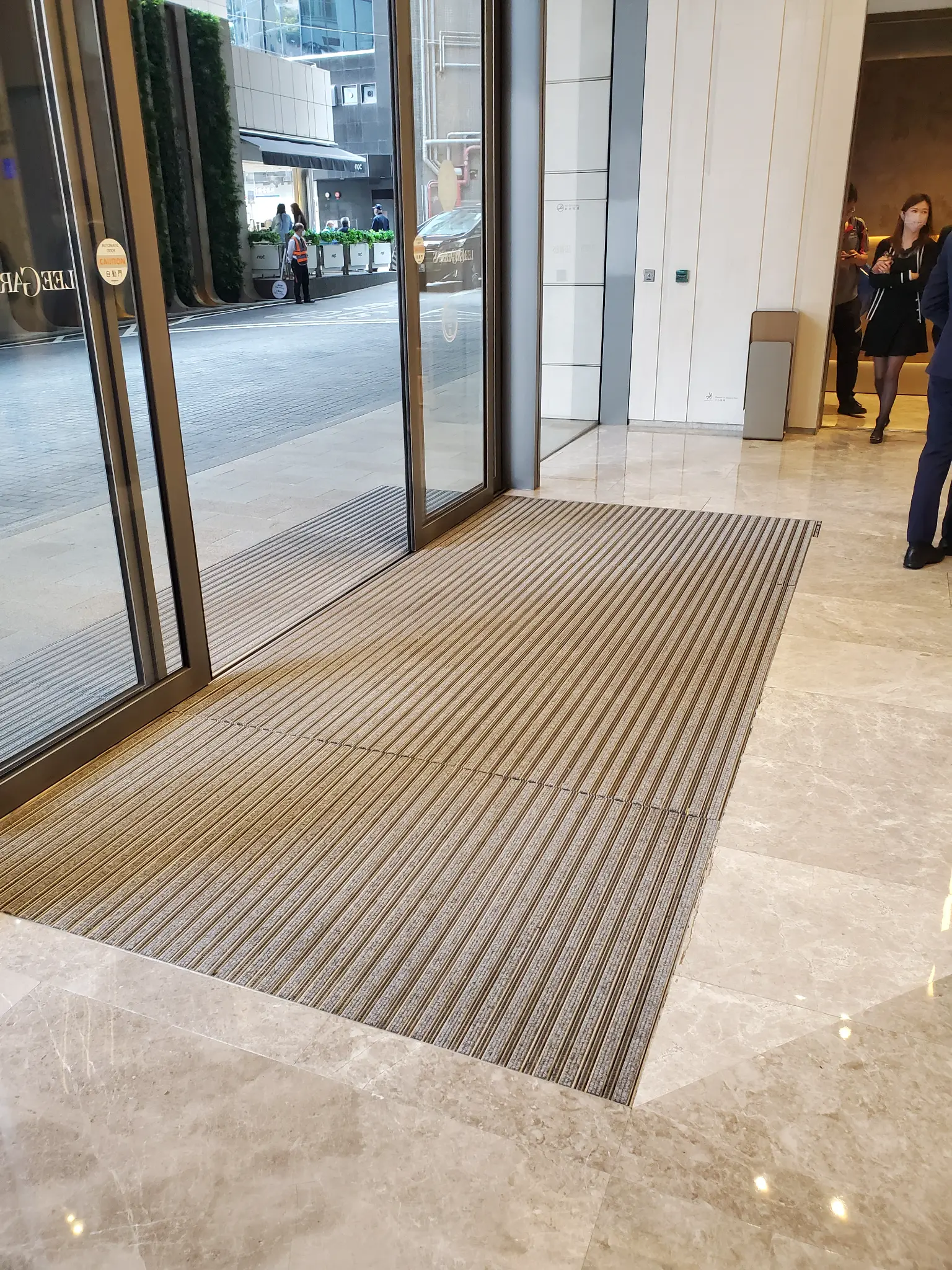 Lee Garden Phase 3 Causeway Bay Photo 4