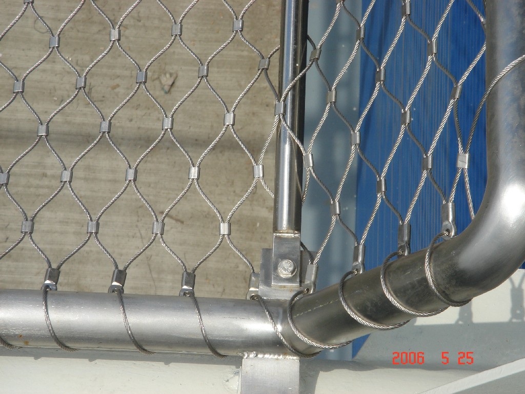 Tung Chung Cable Car Terminal Safety Net Photo 3